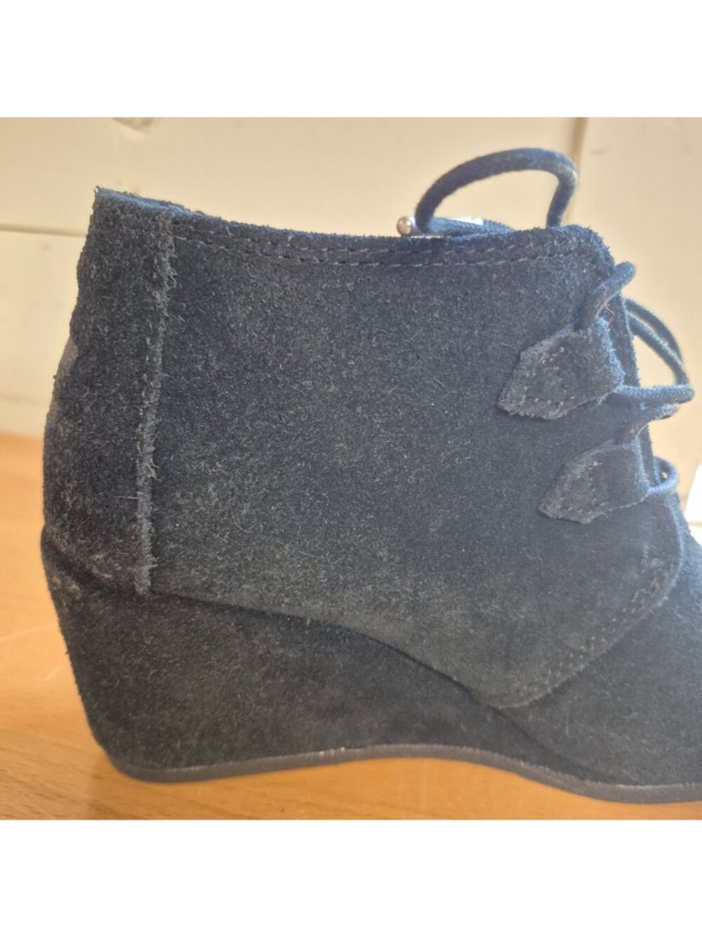 Toms Womens Black Suede Lace-Up Wedge Booties Size 8.5 - Picture 8 of 8